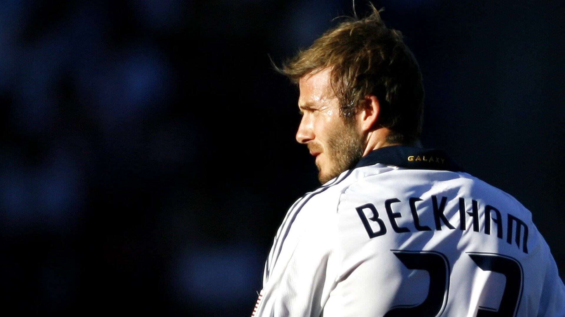 当高原矿工遇见东北虎，一场跨越次元的篮球硬仗