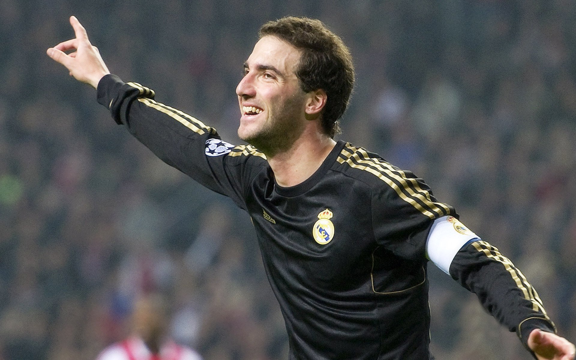 2026世界杯预演？AC米兰战术革命击溃曼联，红黑军团展现新时代足球哲学